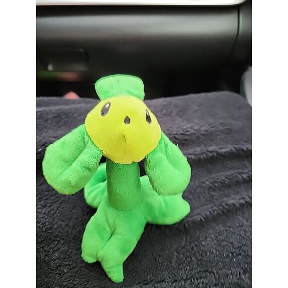 Plants Vs. Zombies PvZ Blover 8” Plush Toy, Collectible Plant Green Sprout Shoot - Picture 2 of 8